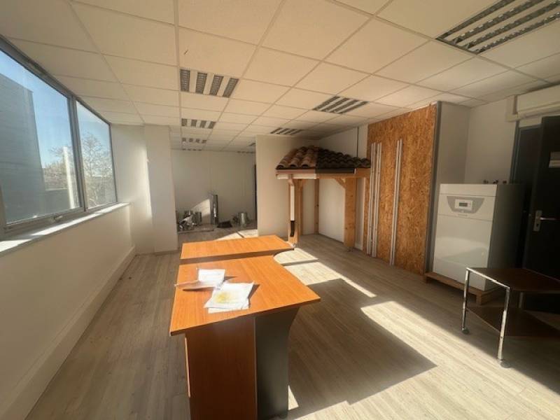 vente bureaux ERP à Labège